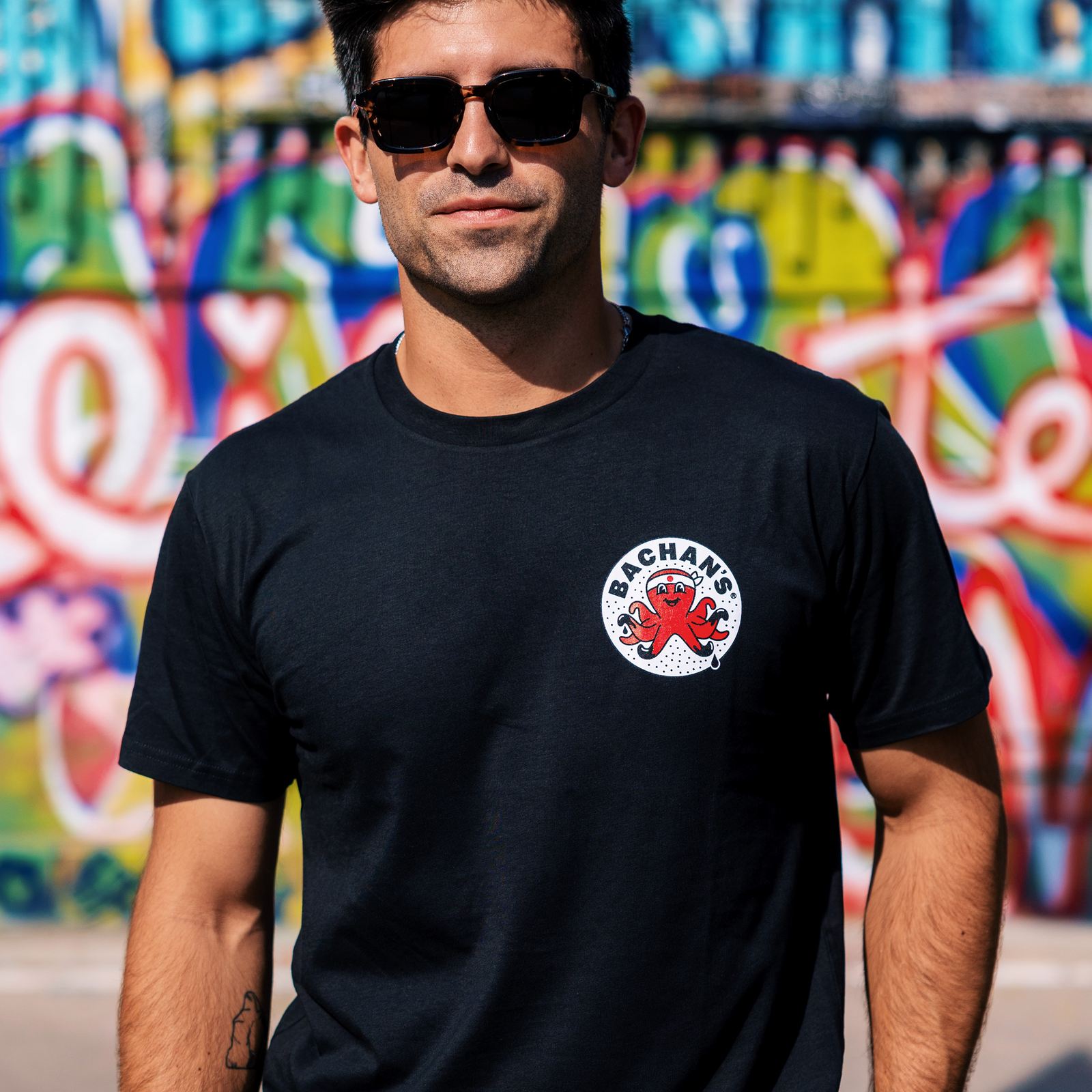 Logo Tee P9